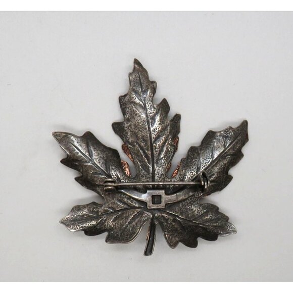 Maple Leaf Brooch 2" Pin Imitation Hematite Center Copper Silver Tone Metals - Picture 11 of 12